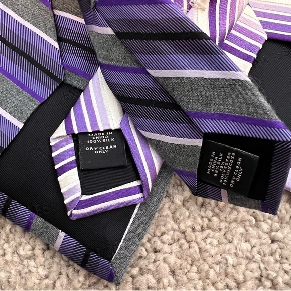 Lot of (2) Men's Express Purple Striped Silk Ties. - Picture 8 of 9